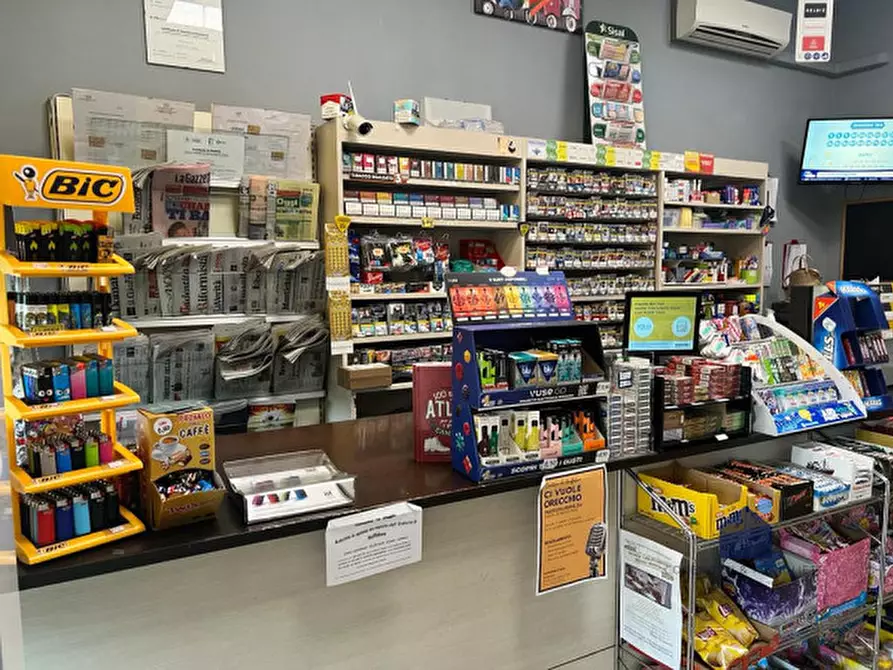 Immagine 13 di Attività commerciale in vendita  in Via Buffalora a Brescia