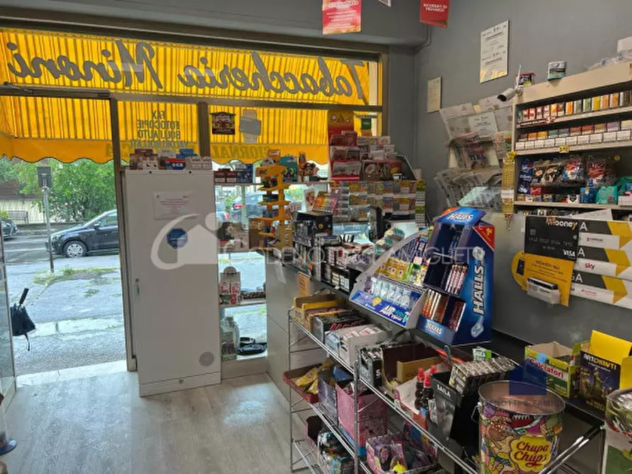 Immagine 15 di Attività commerciale in vendita  in Via Buffalora a Brescia