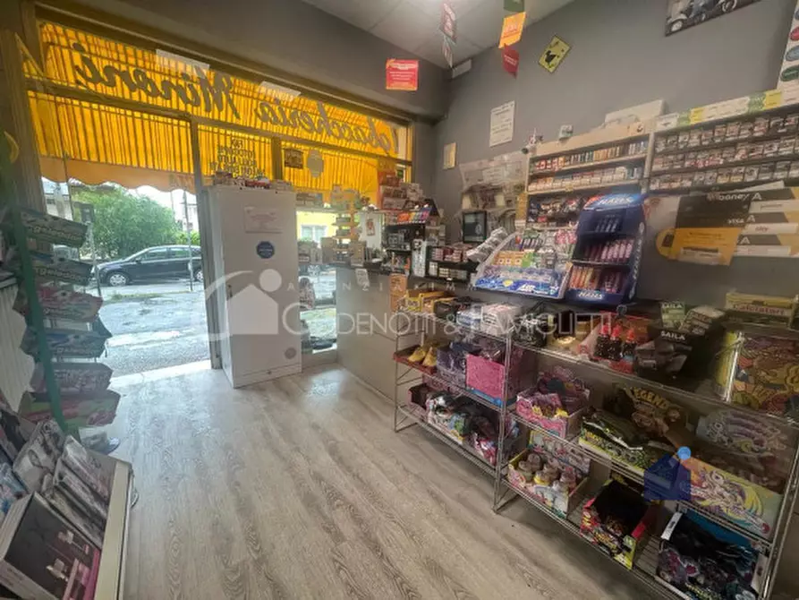 Immagine 16 di Attività commerciale in vendita  in Via Buffalora a Brescia