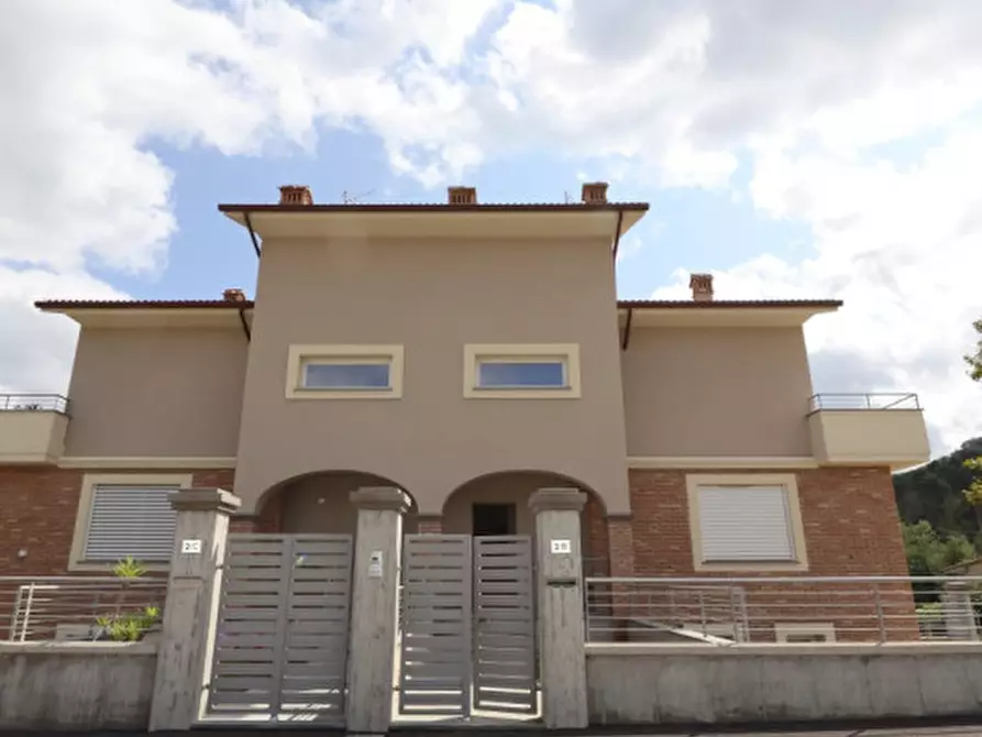 Immagine 7 di Villetta a schiera in vendita  in Mercatale Valdarno a Montevarchi