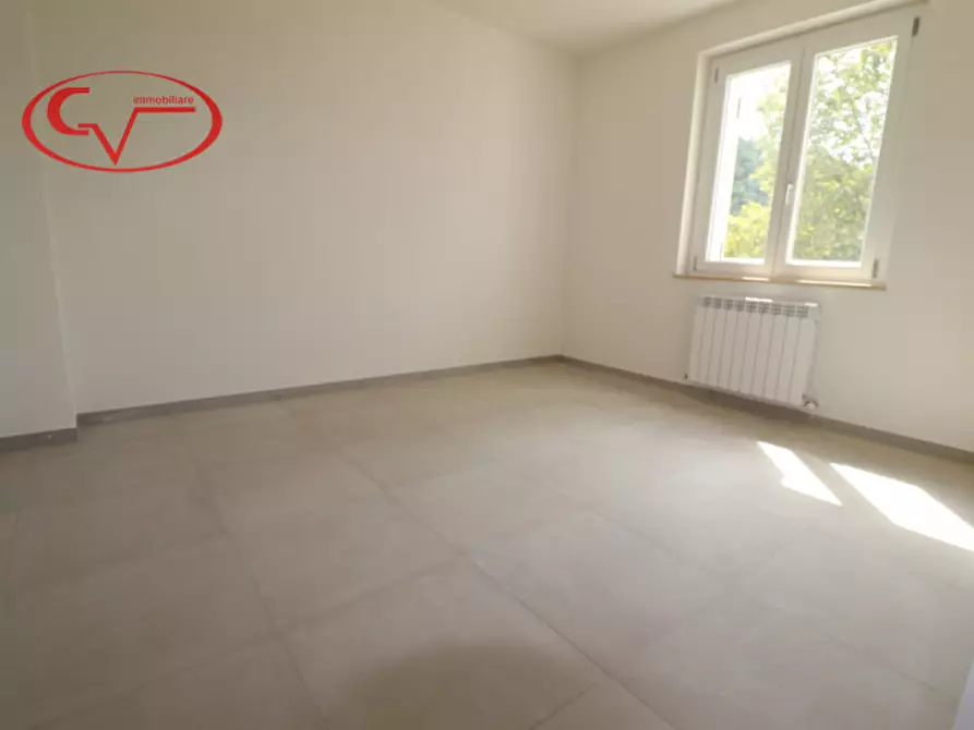 Immagine 25 di Villetta a schiera in vendita  in Mercatale Valdarno a Montevarchi