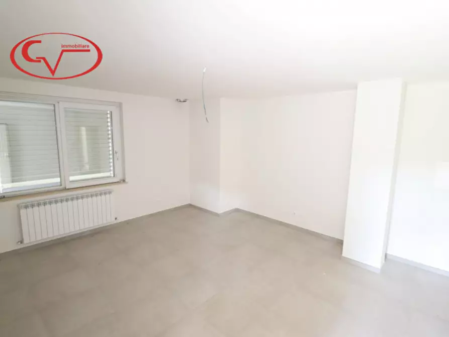 Immagine 41 di Villetta a schiera in vendita  in Mercatale Valdarno a Montevarchi