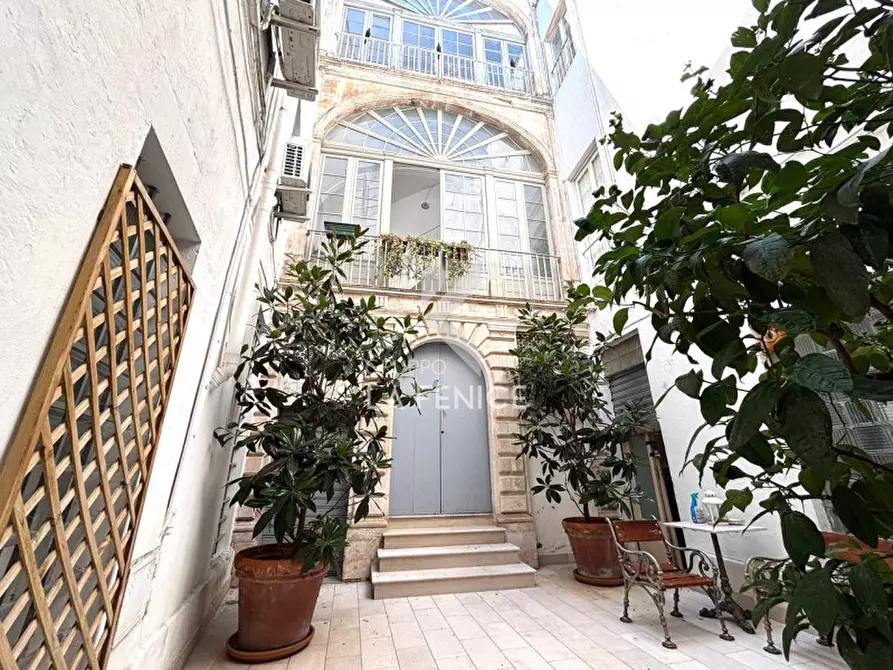 Immagine 3 di Appartamento in vendita  in vi VITTORIO Emanuele 38 a Martina Franca