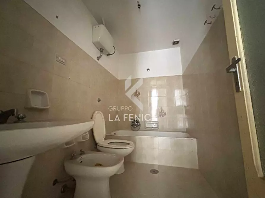 Immagine 10 di Appartamento in vendita  in vi VITTORIO Emanuele 38 a Martina Franca