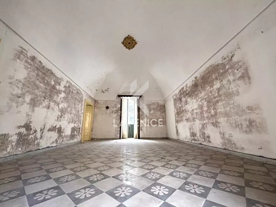 Immagine 27 di Appartamento in vendita  in vi VITTORIO Emanuele 38 a Martina Franca