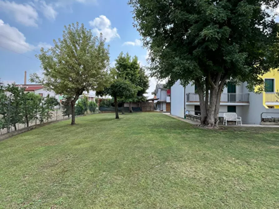 Immagine 4 di Villetta a schiera in vendita  in Via caduri di cefalonia a Montagnana