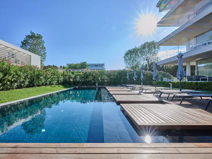 Immagine 2 di Appartamento in vendita  a Jesolo