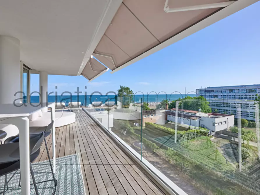 Immagine 17 di Appartamento in vendita  a Jesolo