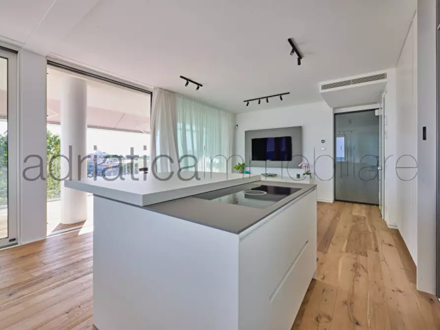 Immagine 22 di Appartamento in vendita  a Jesolo