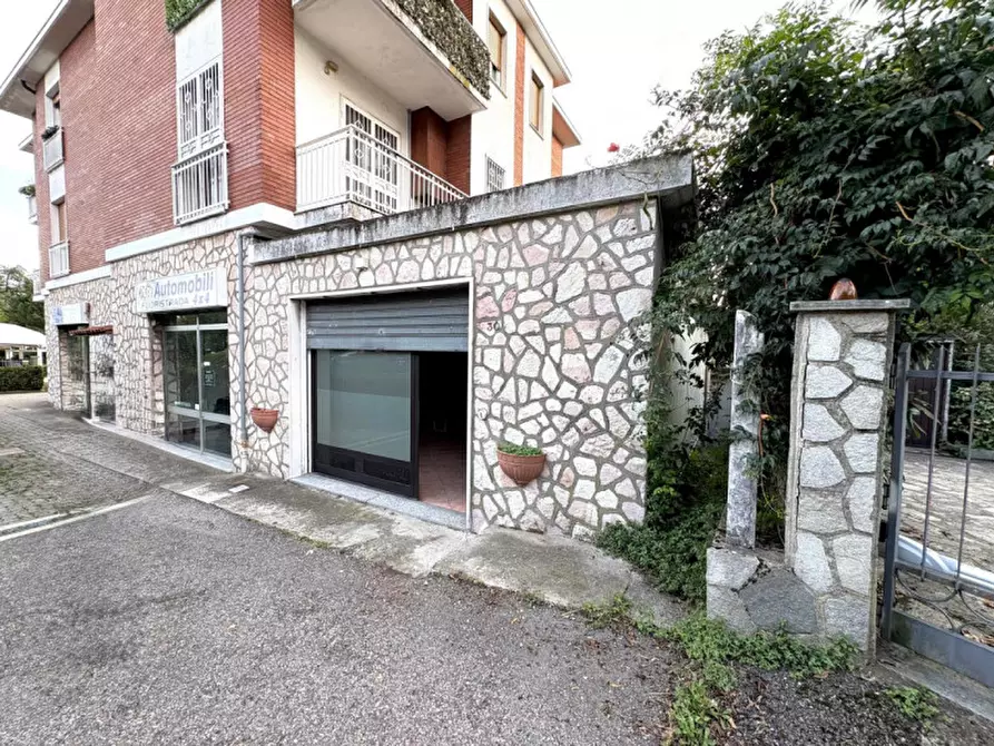 Immagine 1 di Ufficio in affitto  in Via Traforo 30 a Pino Torinese