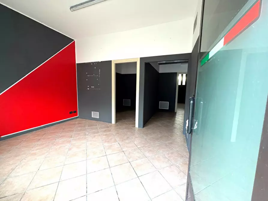 Immagine 8 di Ufficio in affitto  in Via Traforo 30 a Pino Torinese