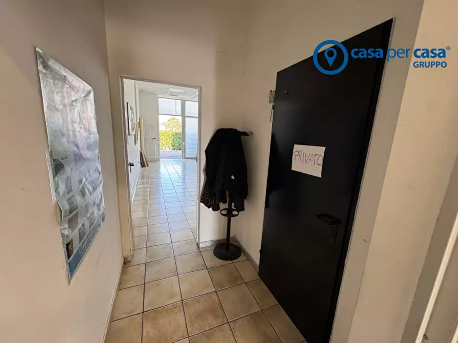 Immagine 5 di Ufficio in vendita  in Via Aldo Moro 22 a Villanova Del Ghebbo
