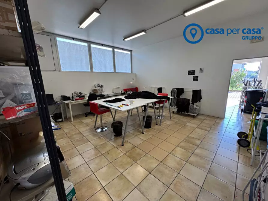 Immagine 6 di Ufficio in vendita  in Via Aldo Moro 22 a Villanova Del Ghebbo
