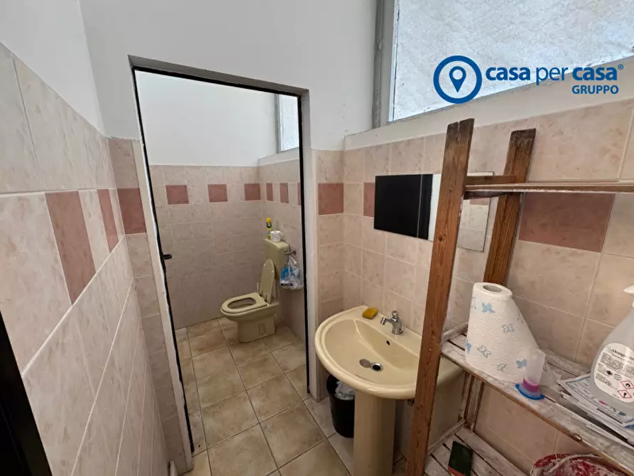 Immagine 10 di Ufficio in vendita  in Via Aldo Moro 22 a Villanova Del Ghebbo