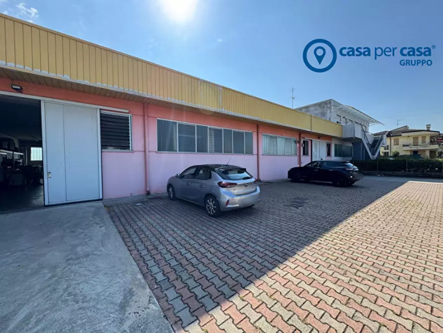 Immagine 15 di Ufficio in vendita  in Via Aldo Moro 22 a Villanova Del Ghebbo