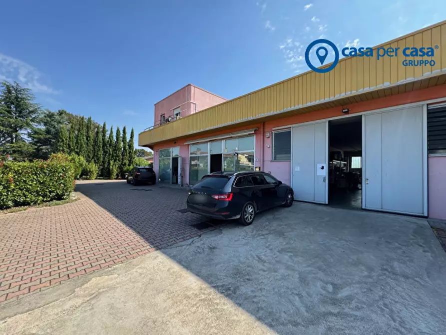 Immagine 16 di Ufficio in vendita  in Via Aldo Moro 22 a Villanova Del Ghebbo