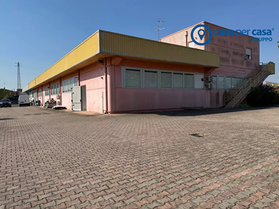 Immagine 22 di Ufficio in vendita  in Via Aldo Moro 22 a Villanova Del Ghebbo