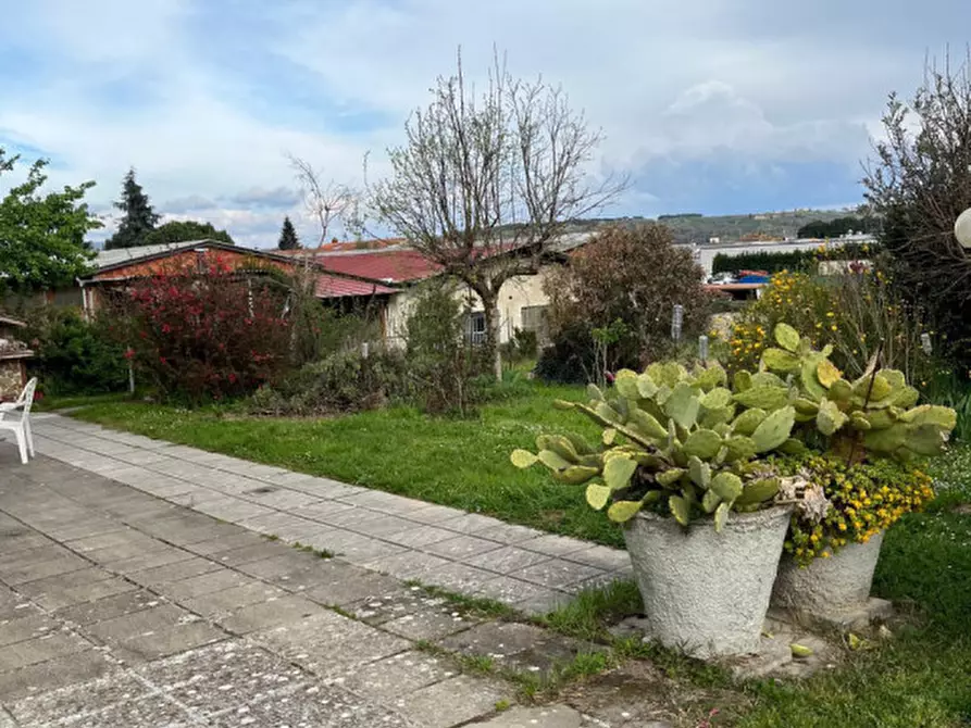 Immagine 9 di Appartamento in vendita  in levanella a Montevarchi