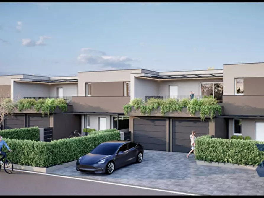 Immagine 2 di Appartamento in vendita  in Via San Pio X a Castelfranco Veneto