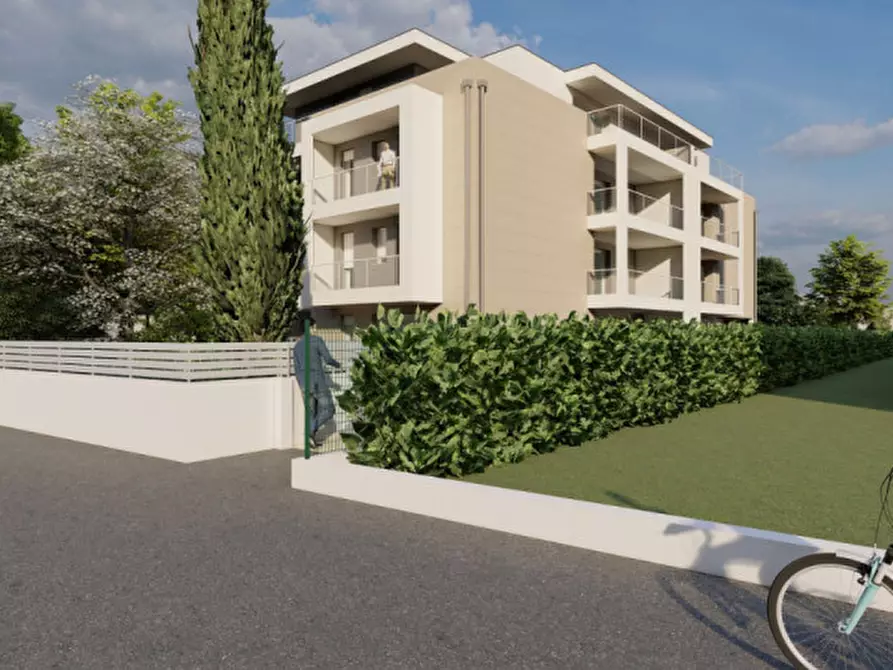 Immagine 2 di Appartamento in vendita  a Padova