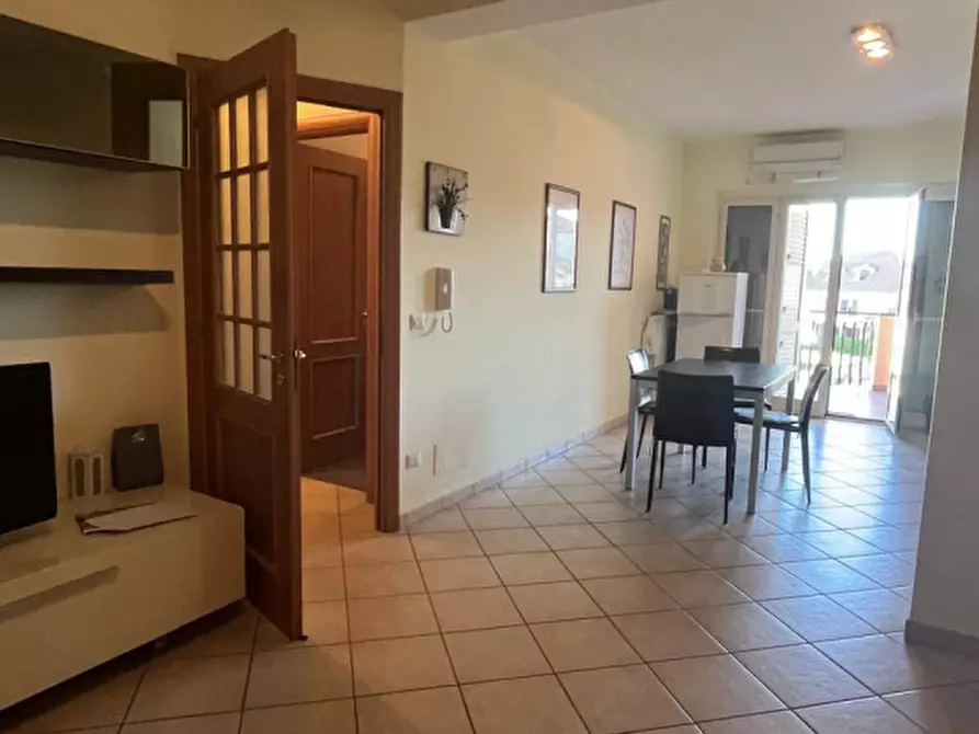 Immagine 17 di Appartamento in vendita  in via bachelet a Montepaone