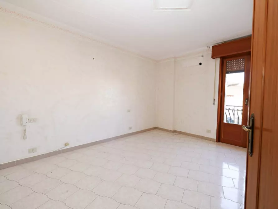 Immagine 4 di Appartamento in vendita  in Via Fratelli Bandiera n. 24 a Palagonia