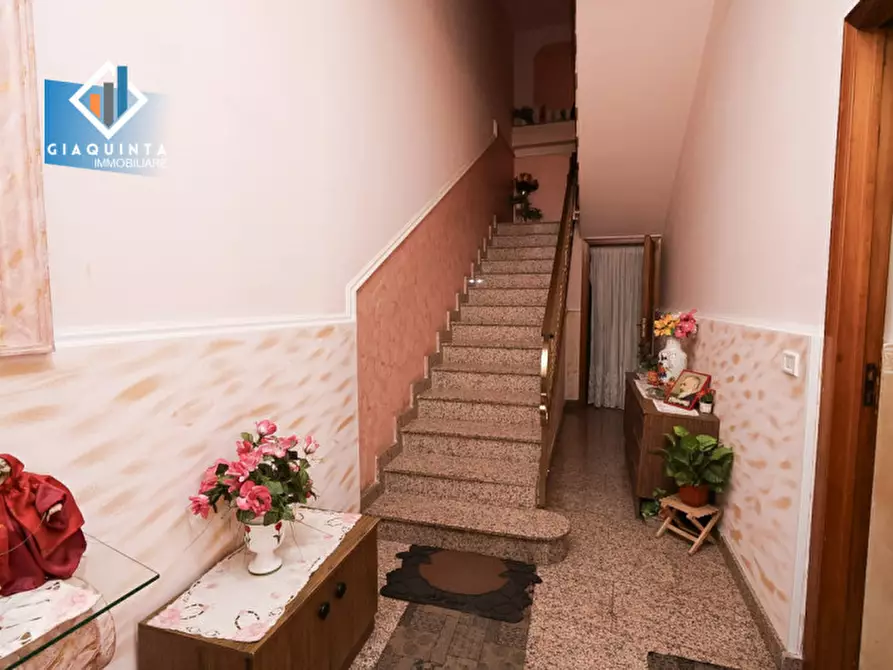 Immagine 11 di Appartamento in vendita  in Via Fratelli Bandiera n. 24 a Palagonia