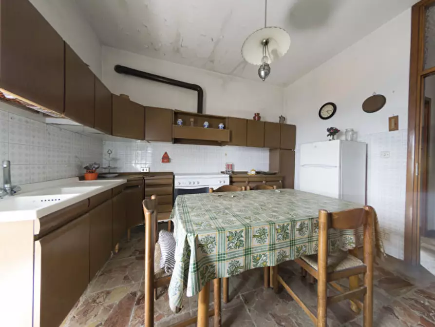 Immagine 7 di Casa indipendente in vendita  in piazza municipio a Calvagese Della Riviera