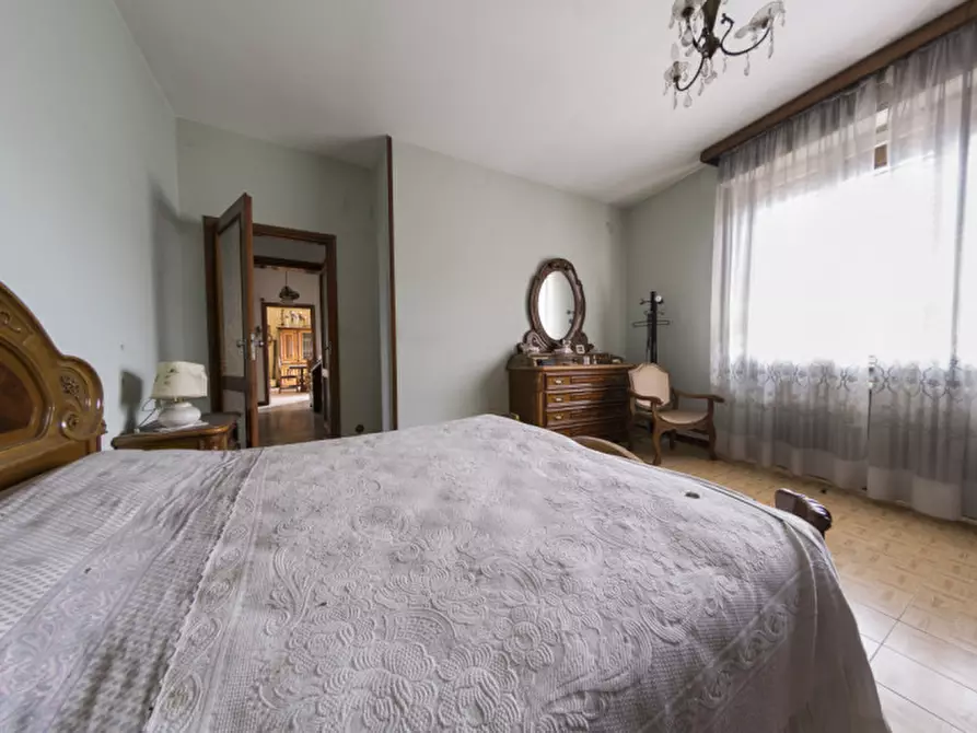 Immagine 15 di Casa indipendente in vendita  in piazza municipio a Calvagese Della Riviera