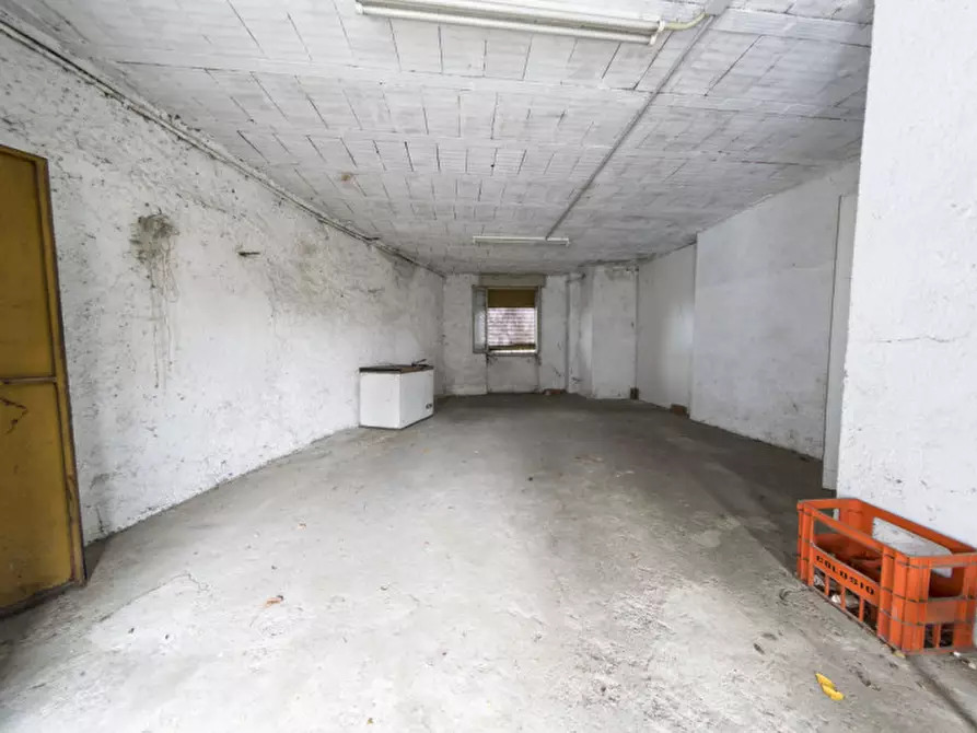 Immagine 18 di Casa indipendente in vendita  in piazza municipio a Calvagese Della Riviera