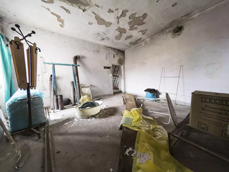 Immagine 34 di Casa indipendente in vendita  in piazza municipio a Calvagese Della Riviera