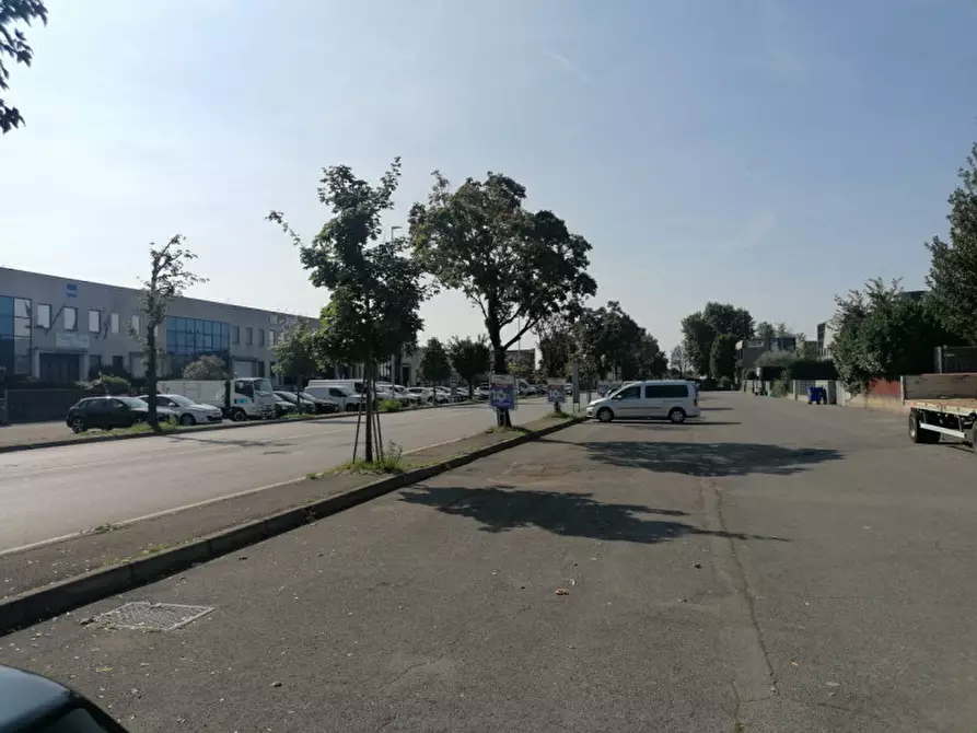 Immagine 3 di Capannone industriale in vendita  in via primo maggio 61 a Rovato