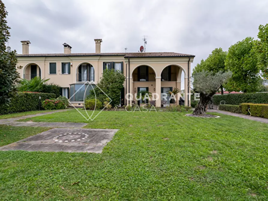 Immagine 51 di Casa bifamiliare in vendita  a Santa Giustina In Colle