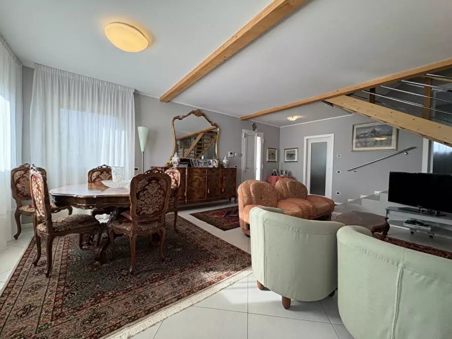 Immagine 11 di Attico in vendita  in Via Antonio Gramsci a Montegrotto Terme