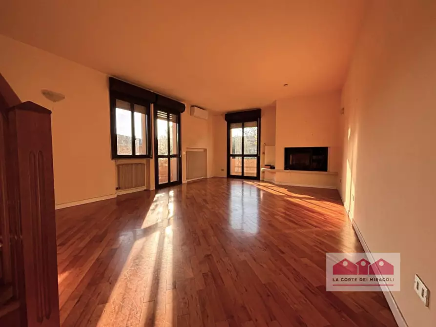 Immagine 8 di Casa indipendente in affitto  a Vicenza