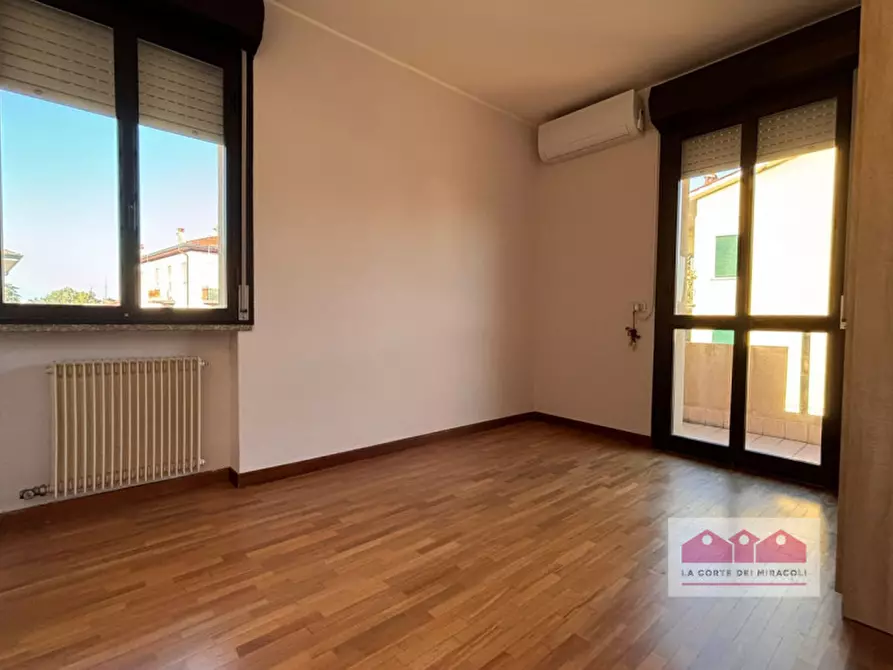 Immagine 10 di Casa indipendente in affitto  a Vicenza