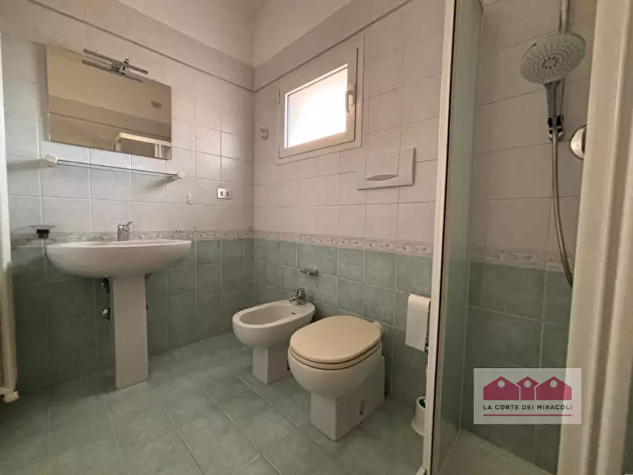 Immagine 25 di Casa indipendente in affitto  a Vicenza