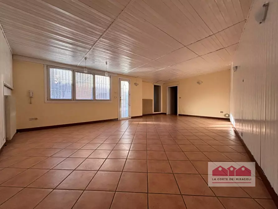 Immagine 27 di Casa indipendente in affitto  a Vicenza