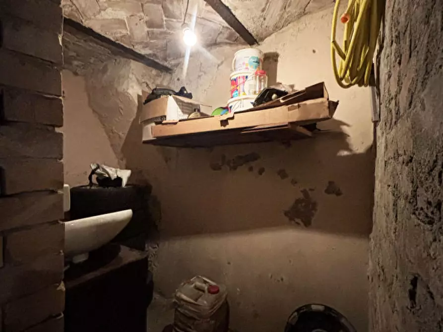 Immagine 22 di Appartamento in vendita  in Via Paolo Ferrari, 5 a Sissa Trecasali