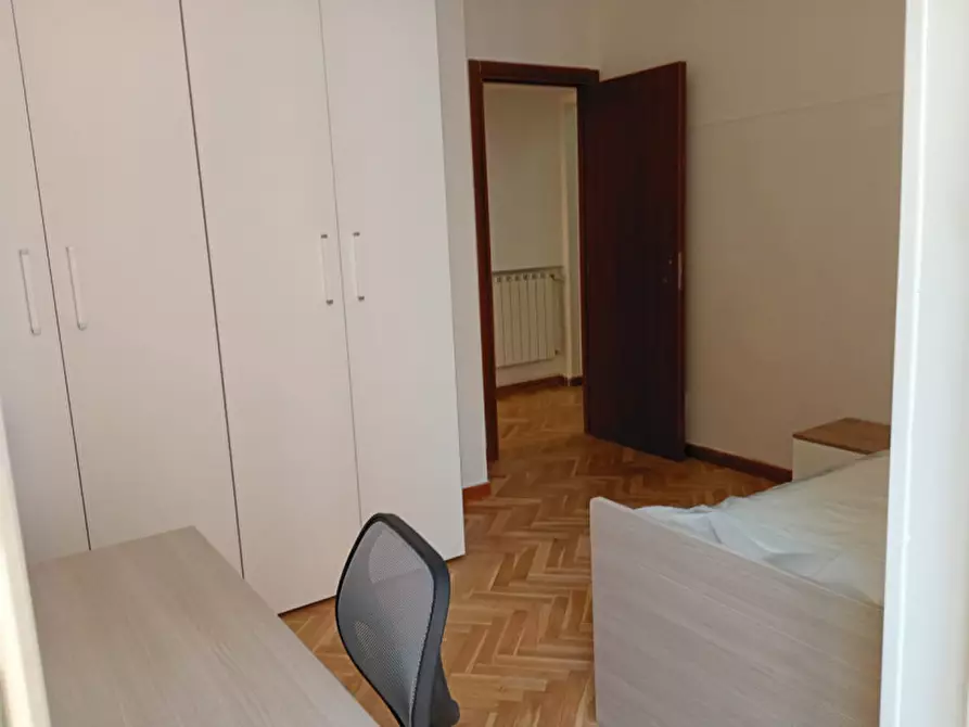 Immagine 7 di Camera in affitto  in Via Belvedere 14 a Napoli