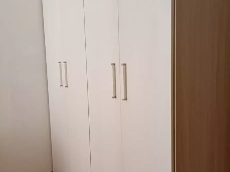Immagine 9 di Camera in affitto  in Via Belvedere 14 a Napoli