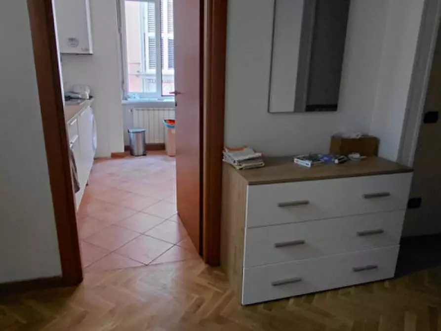 Immagine 29 di Camera in affitto  in Via Belvedere 14 a Napoli