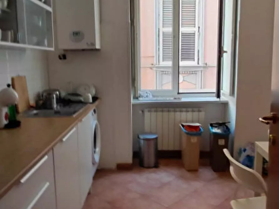 Immagine 30 di Camera in affitto  in Via Belvedere 14 a Napoli