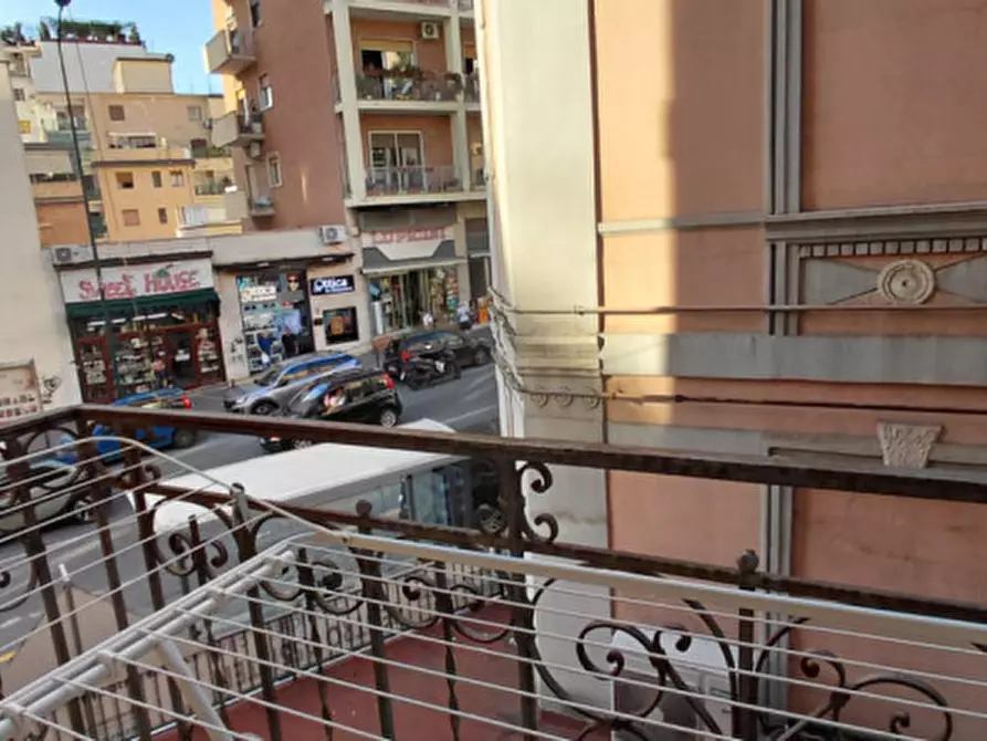 Immagine 40 di Camera in affitto  in Via Belvedere 14 a Napoli
