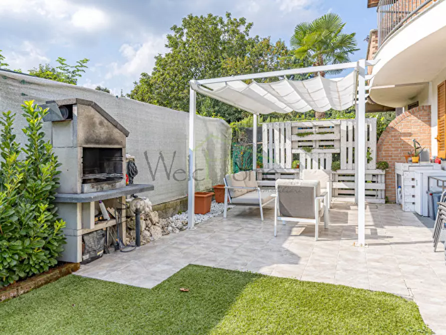 Immagine 11 di Casa bifamiliare in vendita  a Albavilla