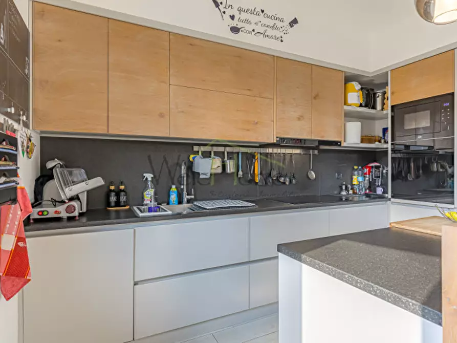 Immagine 16 di Casa bifamiliare in vendita  a Albavilla