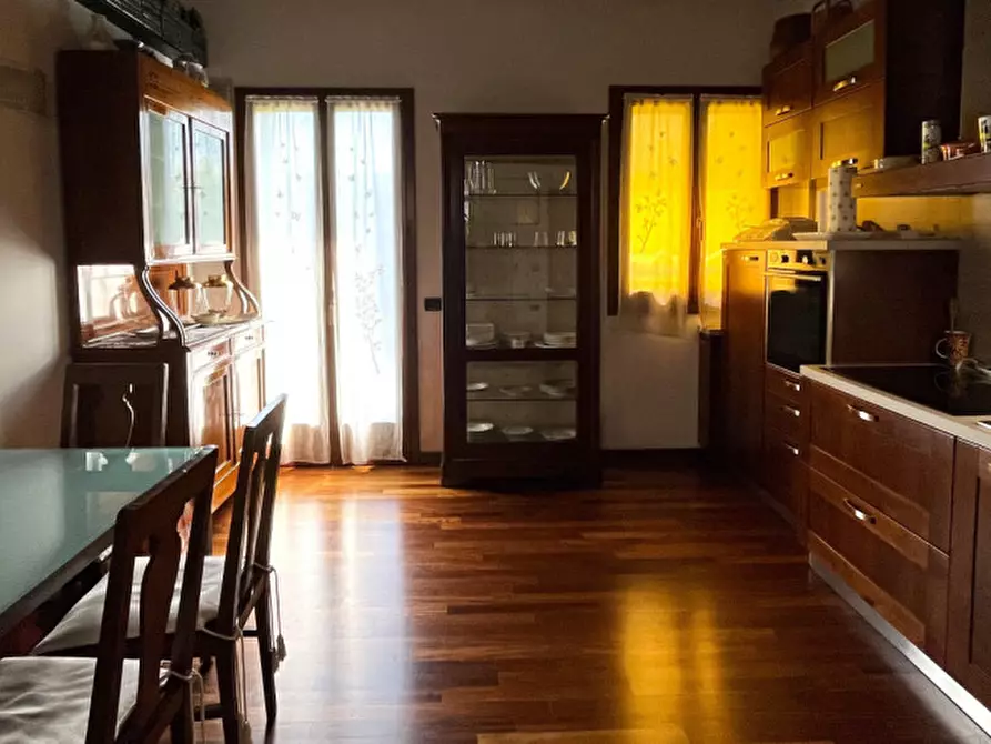 Immagine 3 di Appartamento in vendita  in Via Roma a Poiana Maggiore