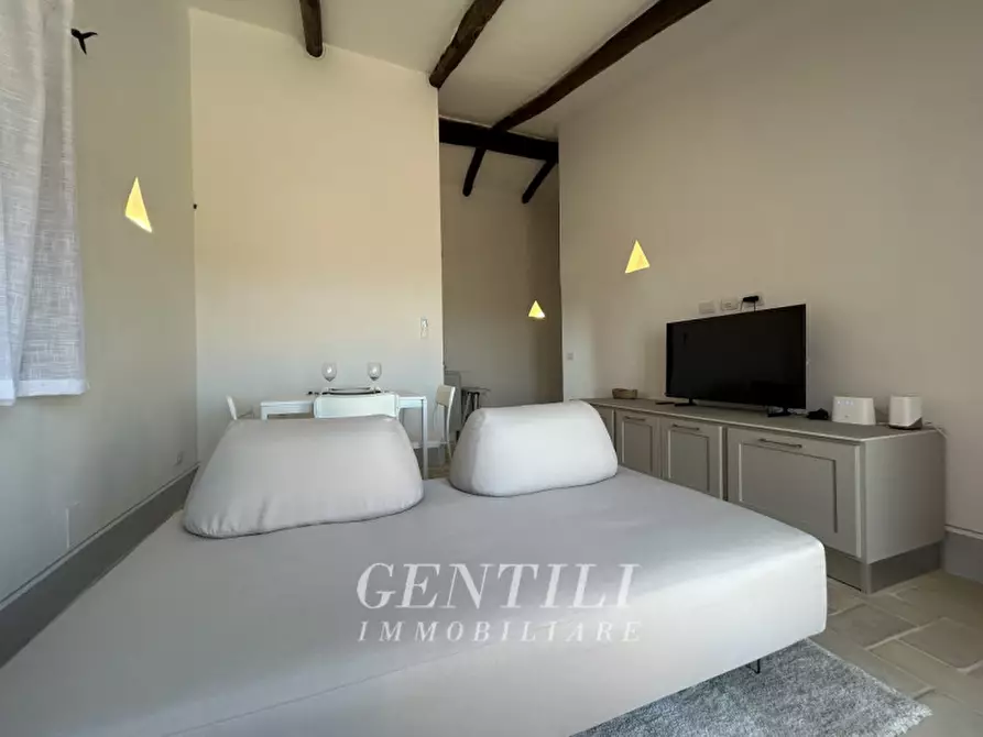 Immagine 3 di Appartamento in vendita  in Via Orecchioni a Arzachena