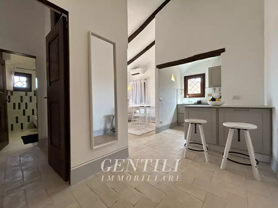 Immagine 19 di Appartamento in vendita  in Via Orecchioni a Arzachena