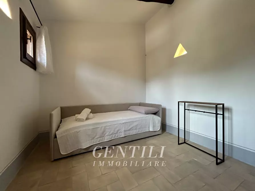 Immagine 20 di Appartamento in vendita  in Via Orecchioni a Arzachena